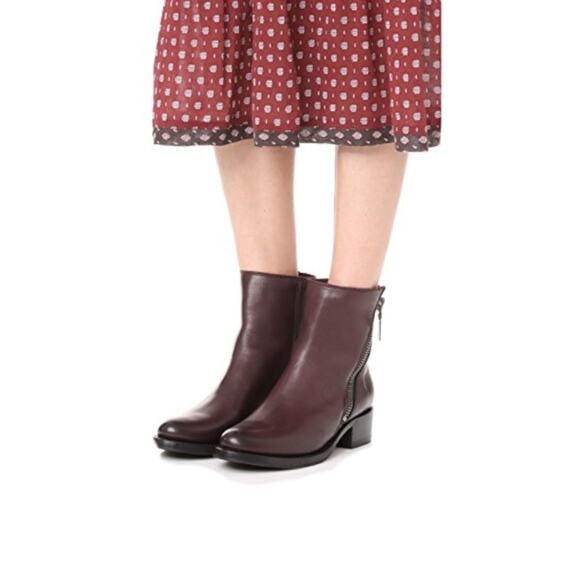 Frye Women Demi Ankle Boots in Wine Merlot Zippered Leather Size 7 - Picture 2 of 6